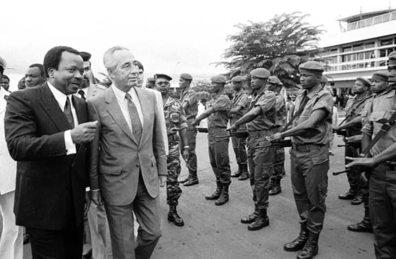 25 August 1986: Paul Biya and Shimon Peres, the Prime Minister of Israel, in Yaoundé, Cameroon
