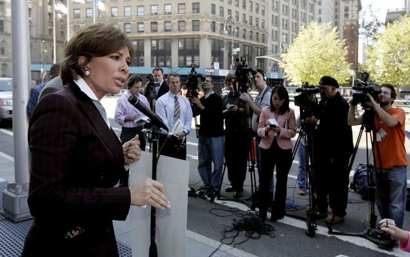 9 October 2006: Jeanine Pirro held a press conference outside Manhattan’s federal courthouse, asking to end the probe into her alleged attempt to wiretap her husband, Albert Pirro