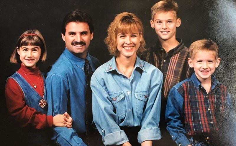 A childhood image of Lauren Gottlieb with her parents and brothers