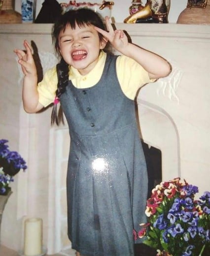 A childhood picture of Kira Balinger