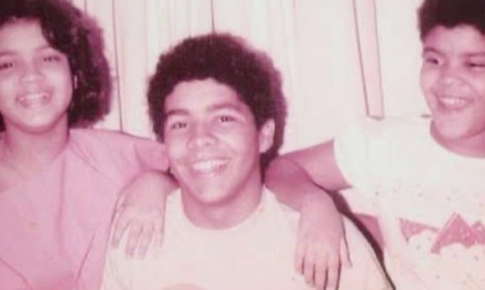 A childhood picture of Preta Gil (left) with her siblings