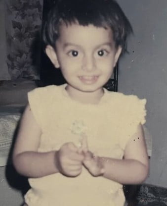 A childhood picture of Simran Behl