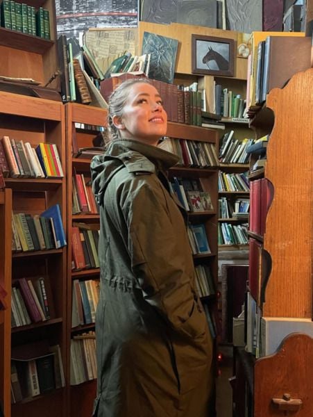 A collection of books in Amber Heard’s library