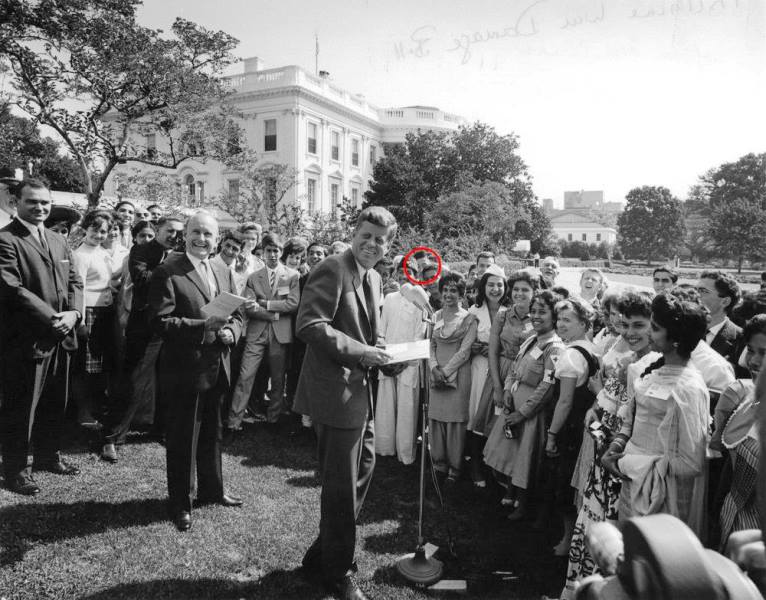 A photo of Ban taken with President John Kennedy while he was in the United States of America in 1962