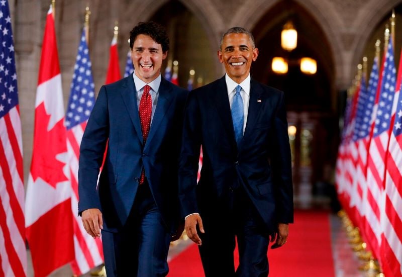 A photo of Justin Trudeau with the President of the US Barack Obama