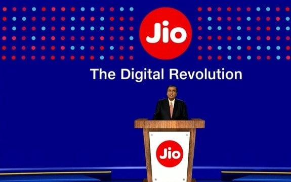 A photo of Mukesh taken while he was giving a speech at a Jio event