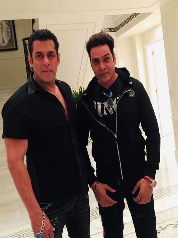 A photo of Sagar Pandey with Salman Khan