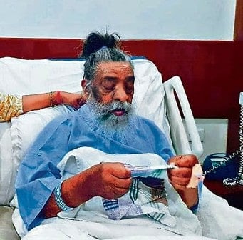 A photo of Shibu Soren taken when he was in the hospital