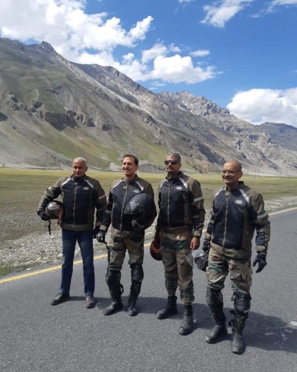 A photo of Suchindra Kumar taken along with Army Commanders during the biking expedition