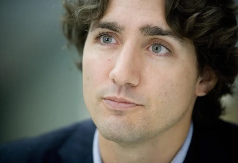 A photo of Trudeau taken while he was at the campaign office of the Liberal Party in 2008