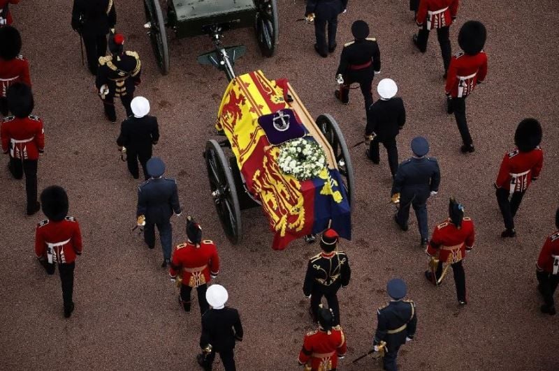 A photo of the funeral Procession of Queen Elizabeth II