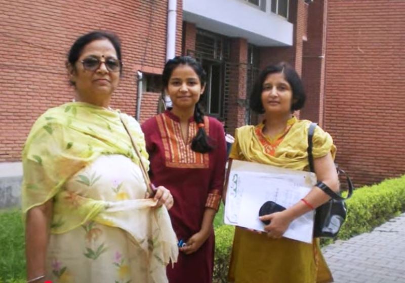 A picture of Ashu Jain (right) from her first day as an M.Tech. student at Jamia Millia Islamia