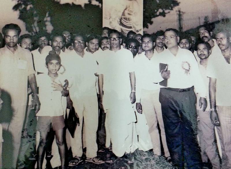 A picture of Binod Bihari Mahato (center)