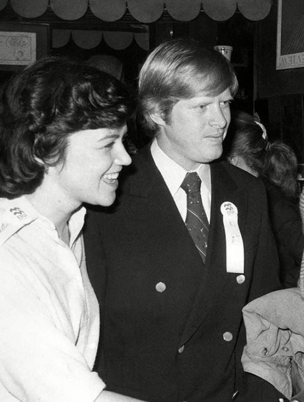 A picture of Jack Carter from his youth