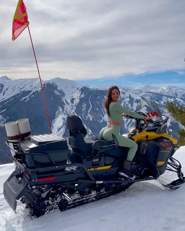 A picture of Jen Selter from her trip to Aspen, Colorado