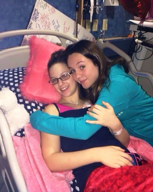 A picture of Jordon Hudson with her sister Emmaline Becca from days when Becca was receiving treatment for dyskeratosis congenita
