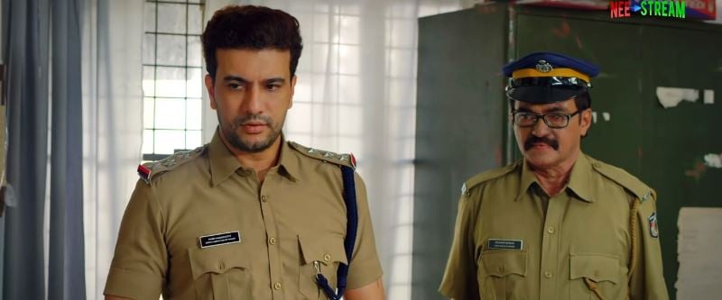  Kalabhavan Haneef (right) in the Malayalam web series Instagraamam (2021), alongside Ramesh Pisharody