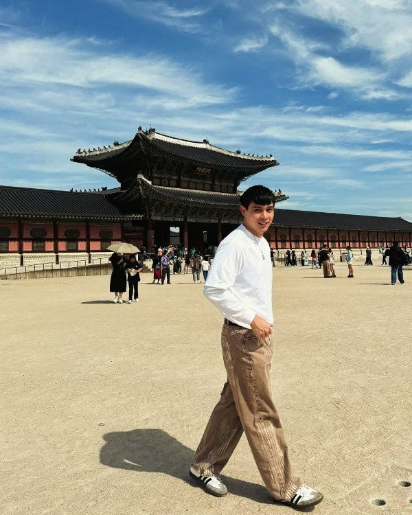A picture of Ralph de Leon, captured at the Gyeongbokgung Palace in Seoul, during his trip to South Korea