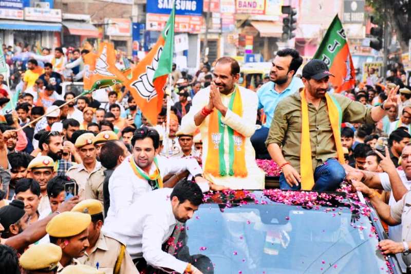 Ramesh Bidhuri campaigning for BJP with Sunny Deol ahead of the 2019 general elections