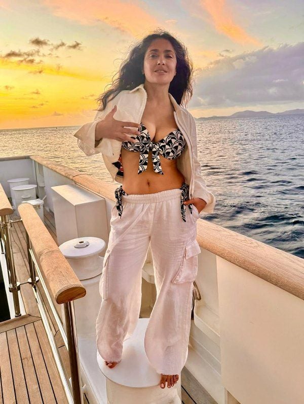A picture of Salma Hayek from one of her vacations