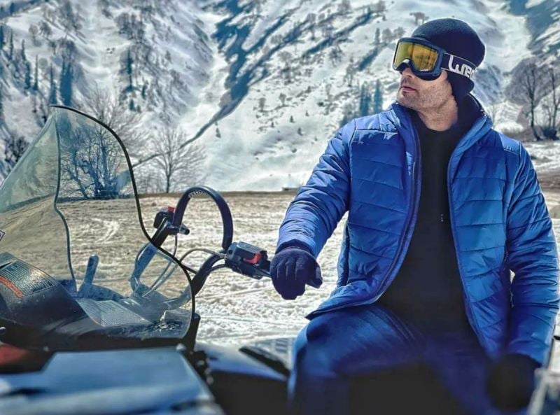 A picture of Vivian Dsena from his trip to Kashmir