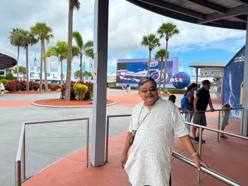 A picture of Yashwant Sardeshpande from his trip to Florida