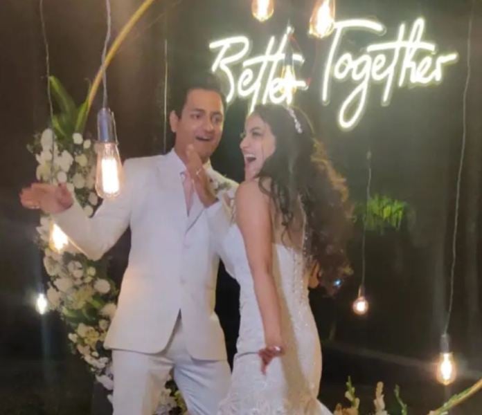 A snip of a video in which Tracy and Kenny were seen dancing