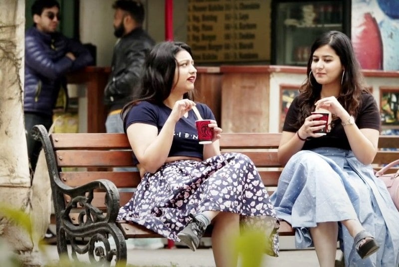 A still from That Desperate Girlfriend