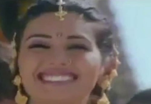 A still of Deepti Bhatnagar from Mera Laung Gawacha