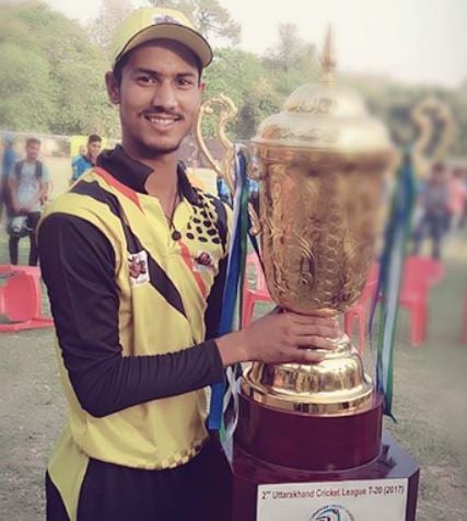 A teenage photo of Devendra Singh Bora