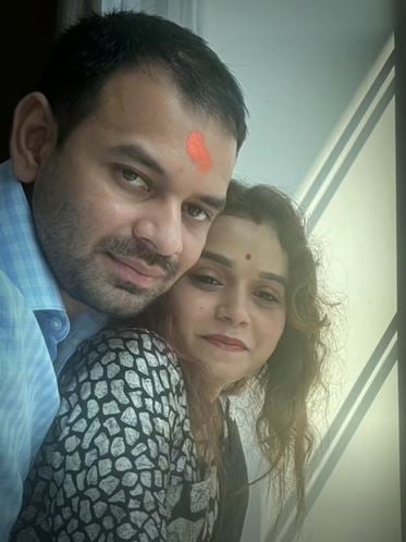 A viral photo of Anushka Yadav with Tej Pratap Yadav