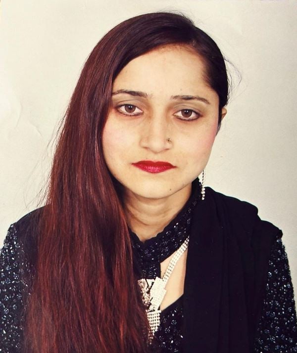 A young-age photo of Zakiya Sultana