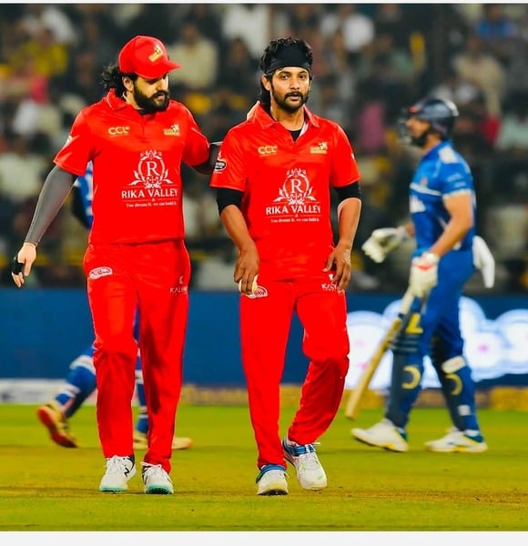 Aadi Saikumar playing for Telugu Warriors