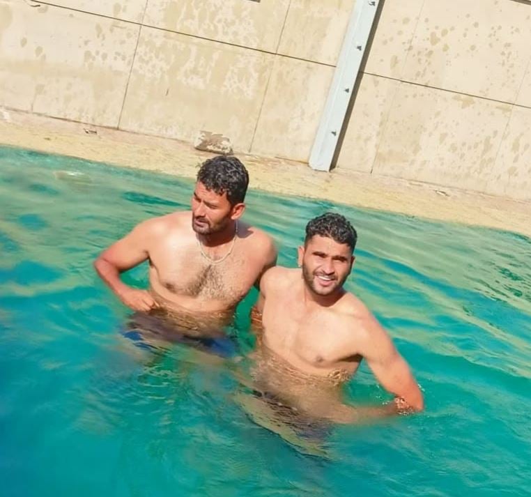 Abhinandan Singh inside a pool