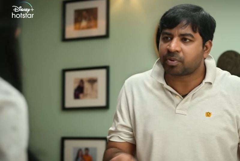 Abhinav Gomatam (as Rahul) in a still from the web series ‘Save the Tigers’ (2023)