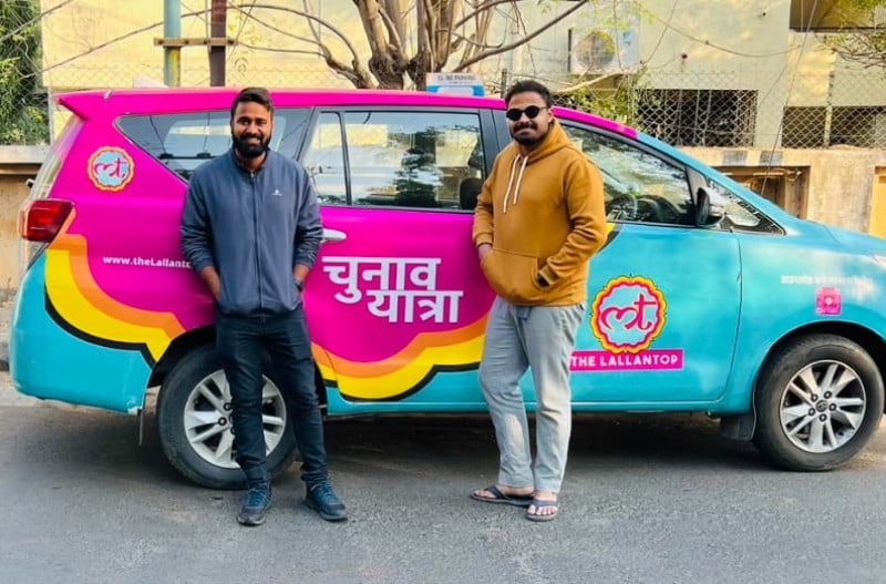 Abhinav Pandey (right) during the Legislative elections in November 2022