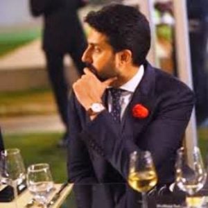 Abhishek Bachchan Drinking Alcohol