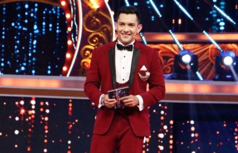 Aditya Narayan Hosting Sa Re Ga Ma Pa