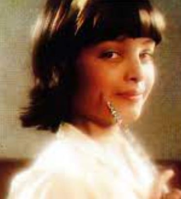 Aishwarya Rai in the Camlin pencil advertisement