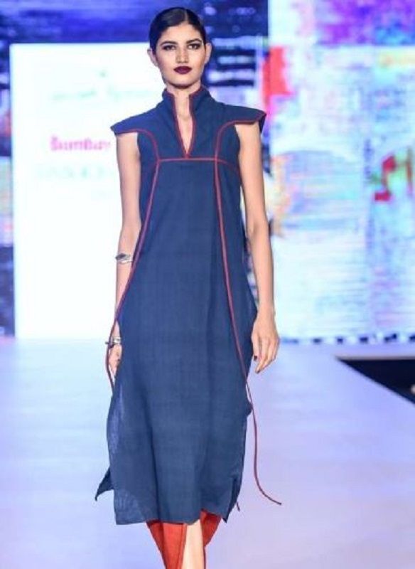 Aishwarya Sheoran Walking the Ramp