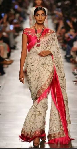 Aishwarya Sushmita wearing Manav Gangwani