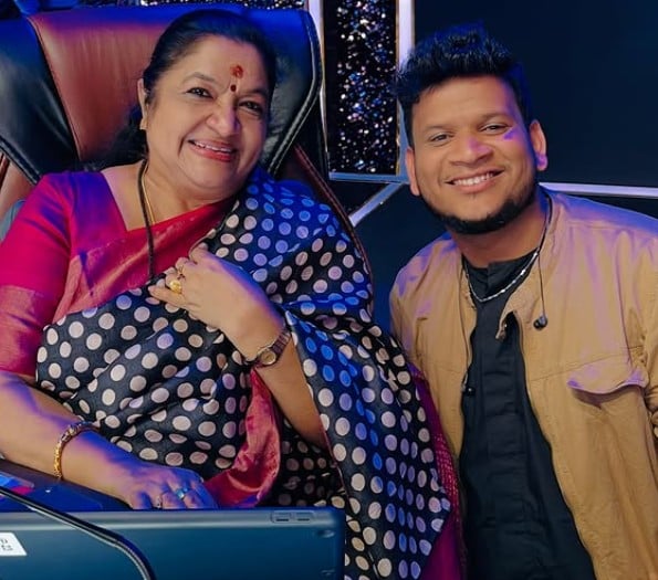 Akbar Khan with singer Chithra on the set of the singing reality show Sa Re Ga Ma Pa Keralam 