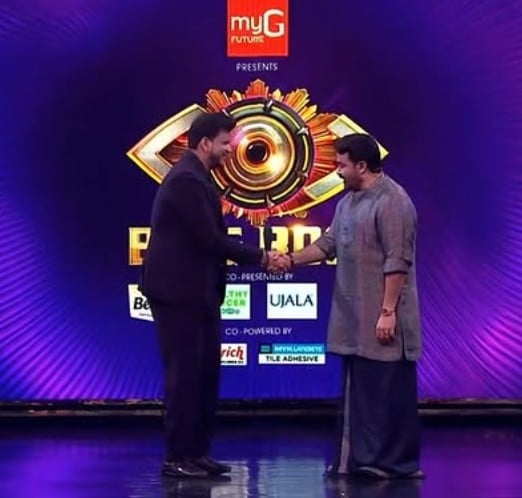 Akbar Khan while meeting the host Mohanlal on the set of the television reality show Bigg Boss Malayalam Season 7 (2025)