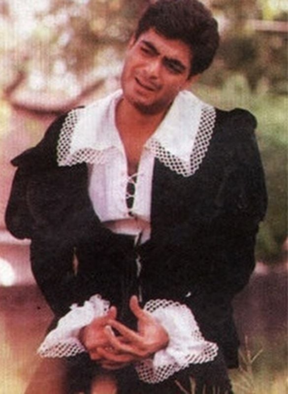 Alyy Khan wearing a costume designed by Bhanu Athaiya for the play