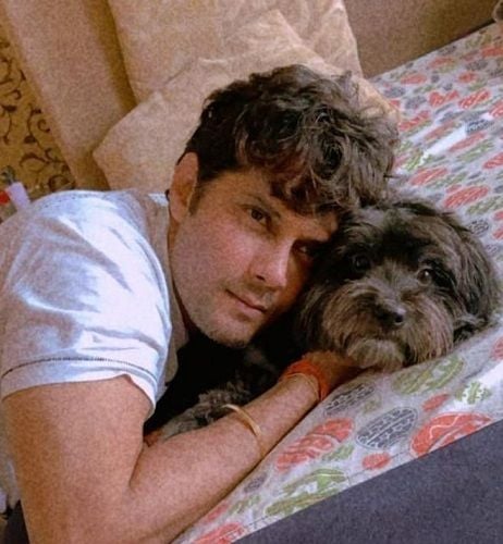 vAmar Upadhyay and his pet dog