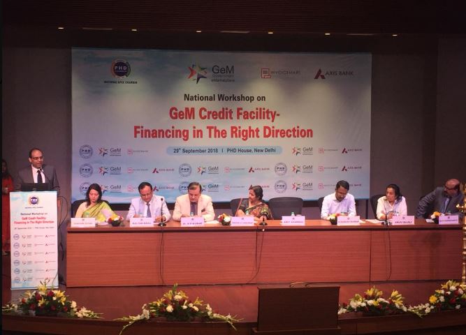 Amit Agrawal addressing the people at Consultative Meet on Mission GeM as the Joint Secretary of DFS