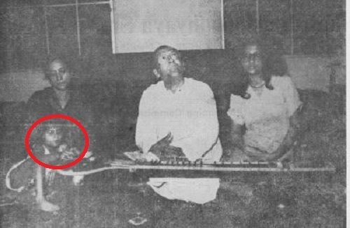 An Old Picture of Arya Banerjee with her Family