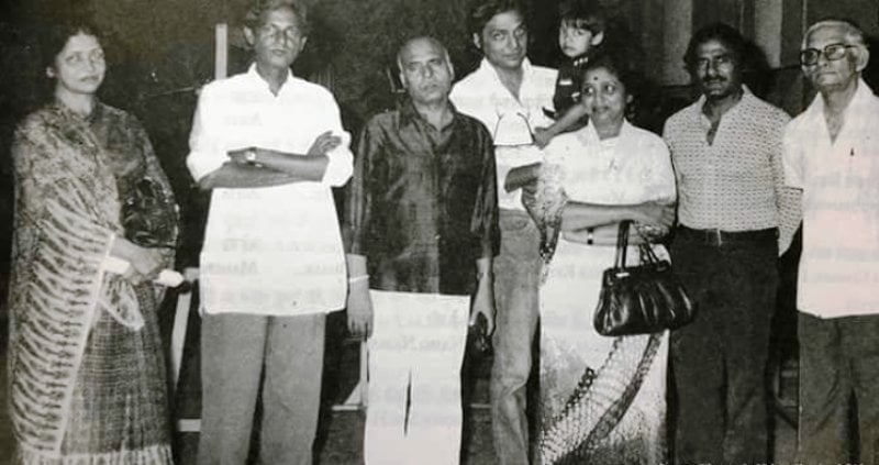 An old Photo of Jagjit Kaur With Khayyam, Asha Bhosle, and others