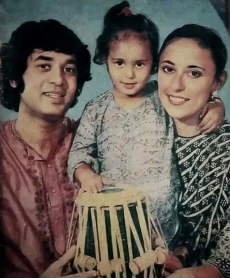 An old picture of Antonia Minnecola with Zakir Hussain and one of their daughters