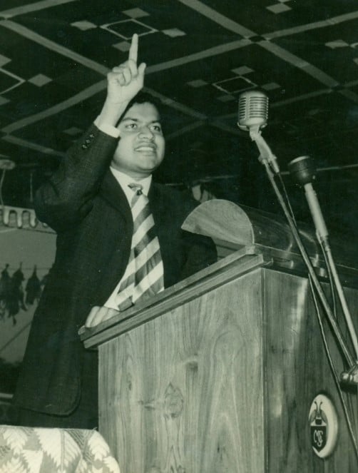 An old picture of Jayant Narlikar while addressing a conference